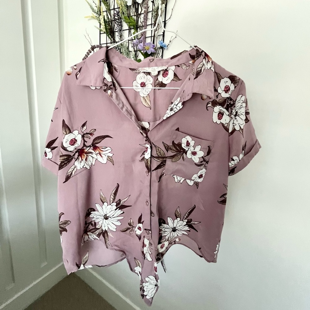 PINK ROSE VINTAGE Flowy Floral Tie Shirt